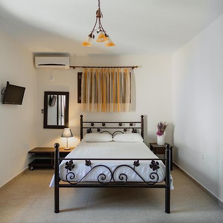 Xenios Kotronas Apartman Kültér fotó