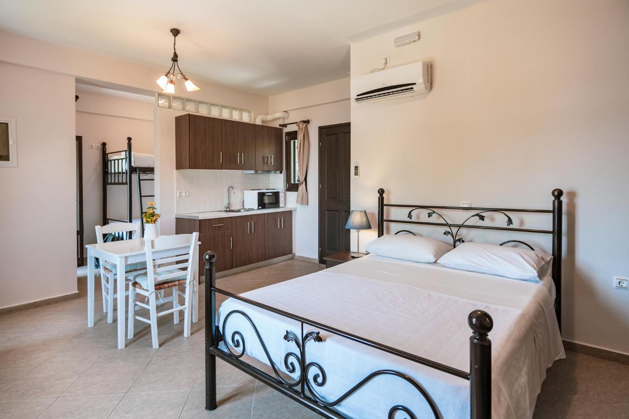Xenios Kotronas Apartman Kültér fotó