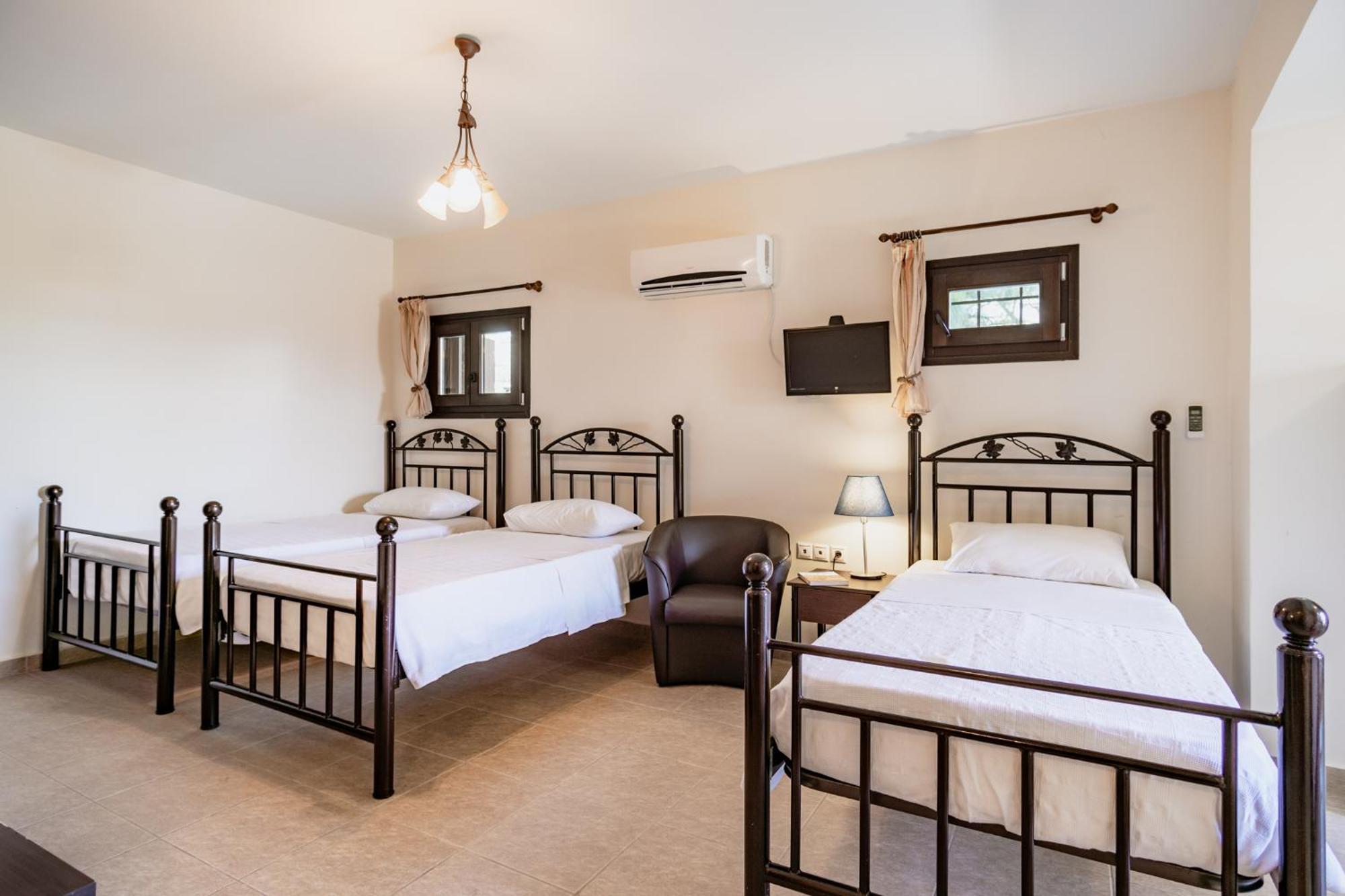 Xenios Kotronas Apartman Kültér fotó